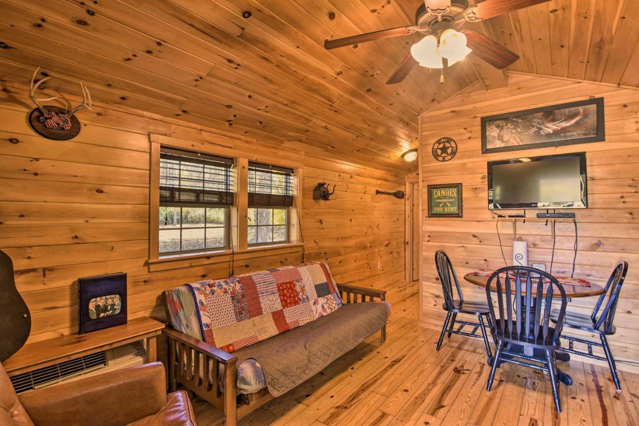 Rural Hideaway With Fire Pit And Mtn Views!