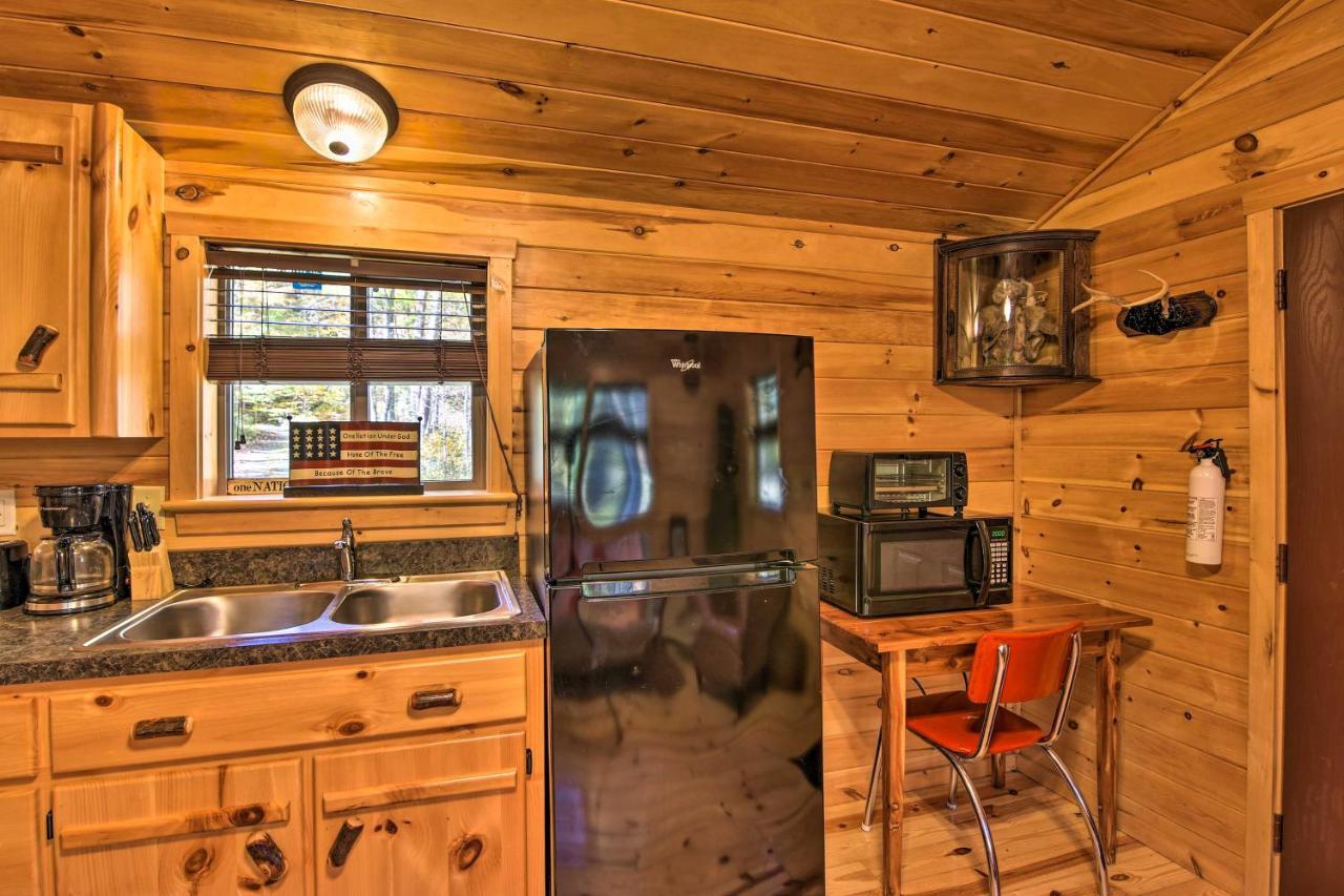 Rural Hideaway With Fire Pit And Mtn Views!